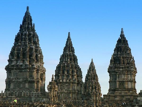 prambanan1.jpg